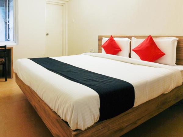 Capital O Sri Suprabhat Grand Near Kachiguda Railway Station : photo 10 de la chambre petite chambre double