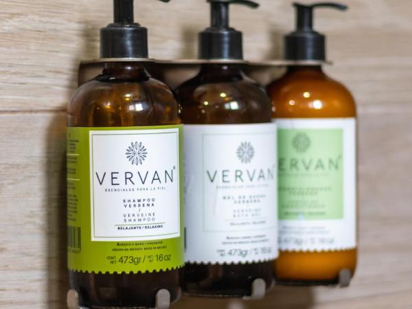 The Paramar Beachfront Boutique Hotel With Breakfast Included - Downtown Malecon : photo 6 de la chambre suite junior avec lit king-size - vue sur océan