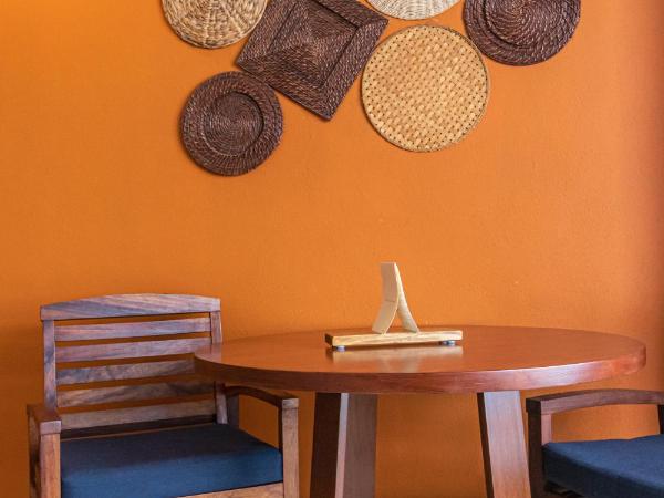 The Paramar Beachfront Boutique Hotel With Breakfast Included - Downtown Malecon : photo 9 de la chambre suite junior avec lit king-size - vue sur océan