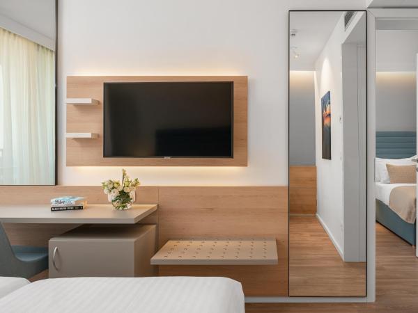 Valamar Meteor Hotel : photo 2 de la chambre room for 4+1 