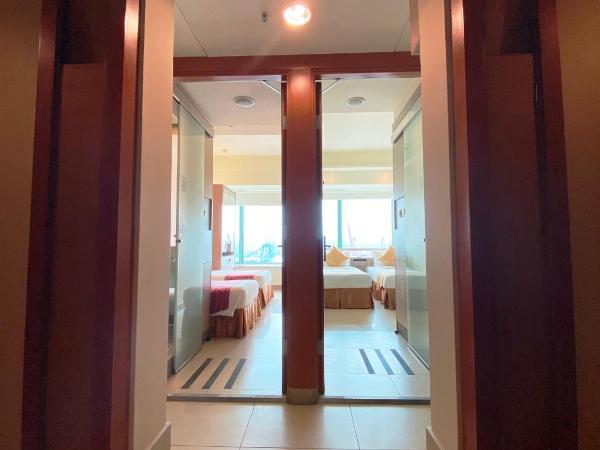 Rambler Oasis Hotel : photo 1 de la chambre chambre familiale adjacente