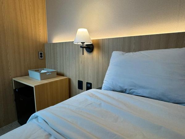 Well Plus Guest House : photo 8 de la chambre chambre double avec salle de bains privative