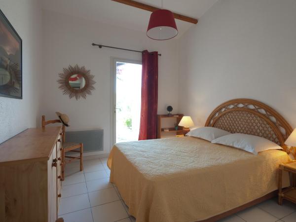 Résidence Marina Di Santa Giulia : photo 2 de la chambre villa 3 chambres