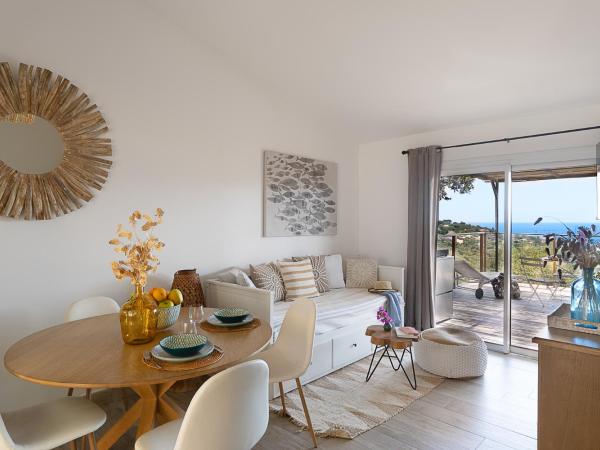 Résidence Marina Di Santa Giulia : photo 7 de la chambre villa supérieure 1 chambre - vue sur mer