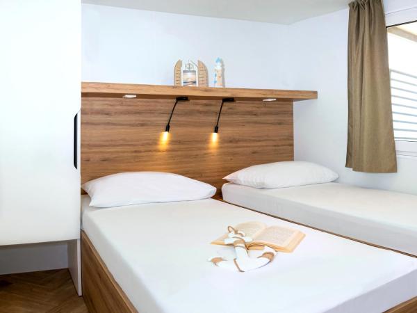Mobile Homes Camp Galeb : photo 9 de la chambre mobile home adria superior 4+1 (a)