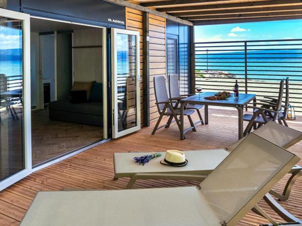 Mobile Homes Camp Galeb : photo 5 de la chambre mobile home adria superior 4+1 (l)