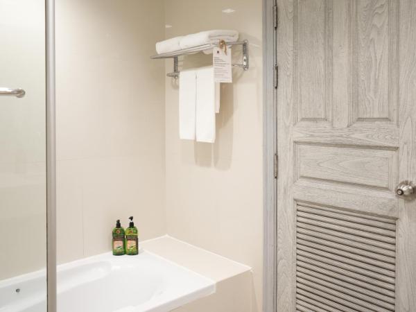 Royal Suite Hotel Bangkok : photo 5 de la chambre chambre deluxe double ou lits jumeaux