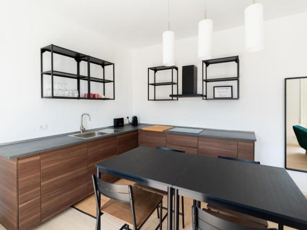 Palazzo delle Guglie - Residenze : photo 7 de la chambre appartement 1 chambre deluxe - vue sur ville