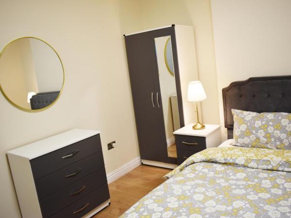 Birmingham City Centre Bedroom, Parking, WiFi, Kitchen, Living room : photo 5 de la chambre chambre double deluxe