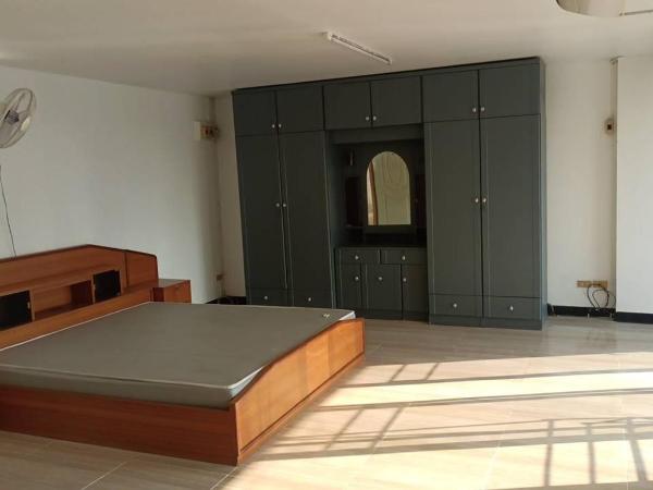 Sathitsit Mansion : photo 8 de la chambre appartement