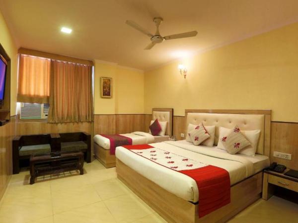 Hotel Castle Blue New Delhi Near IGI Airport : photo 5 de la chambre chambre triple