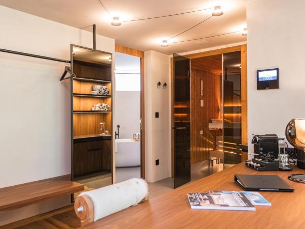Matterhorn FOCUS Design Hotel : photo 4 de la chambre suite avec sauna