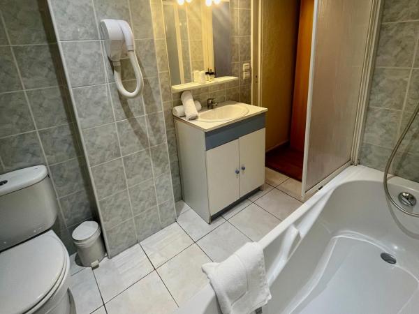 Le Beau Séjour : photo 5 de la chambre chambre double ou lits jumeaux standard - côté ville