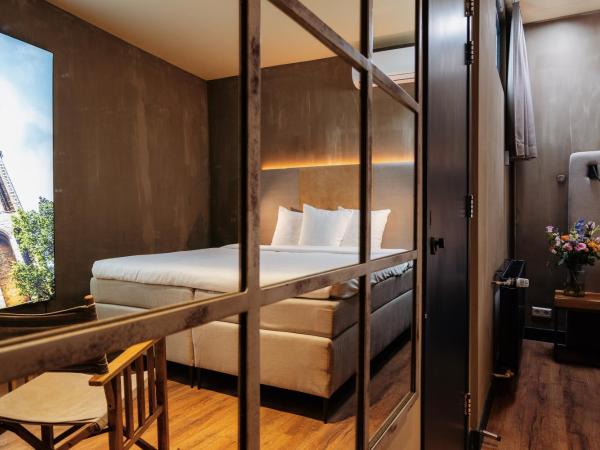 City Center Lodge Utrecht : photo 2 de la chambre hébergement - focus sans fenêtre