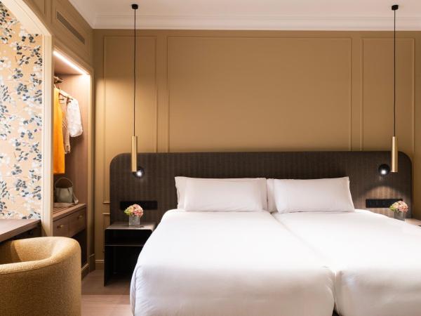 El Avenida Palace : photo 3 de la chambre hébergement avenida premium