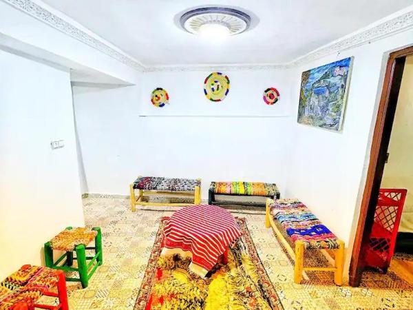 Hostel Tanger Medina : photo 1 de la chambre chambre simple avec salle de bains commune