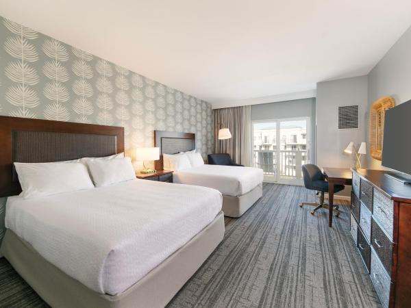 Jamaica Bay Inn Marina Del Rey Tapestry Collection by Hilton : photo 4 de la chambre queen room with two queen beds and roll-in shower - mobility/hearing access