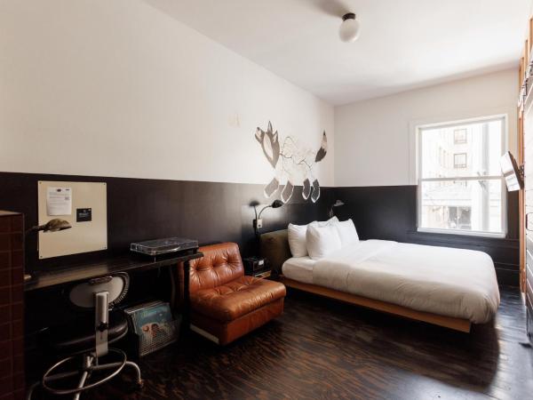 The Clyde Hotel Portland by Kasa : photo 2 de la chambre king suite - self check-in with virtual front desk