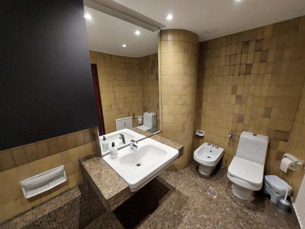 COliving Corazon, Madrid : photo 3 de la chambre chambre double avec salle de bains commune