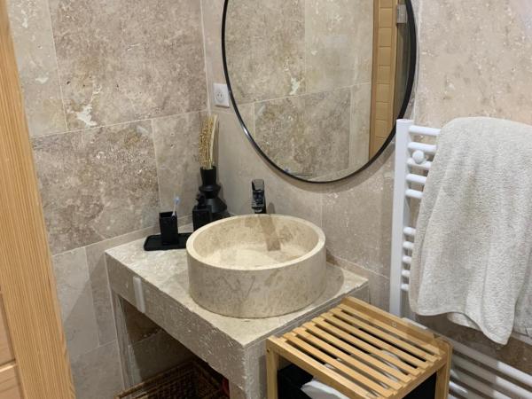 Suite avec sauna : photo 8 de la chambre chambre double avec salle de bains privative