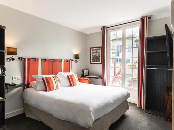 Boutique Hôtel Txoko : photo 1 de la chambre chambre double confort avec terrasse