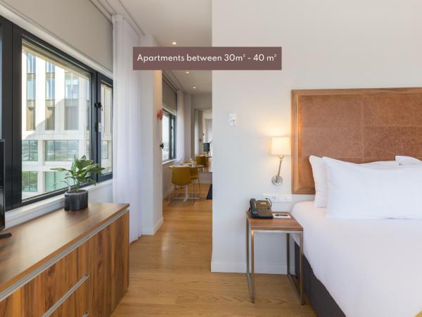 PREMIER SUITES Rotterdam : photo 3 de la chambre appartement d'angle 1 chambre
