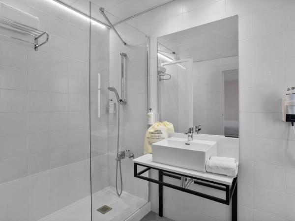 B&B HOTEL Figueira Da Foz : photo 4 de la chambre chambre double standard