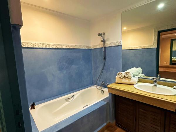 Palais Riad Berbère : photo 8 de la chambre chambre triple - vue sur jardin