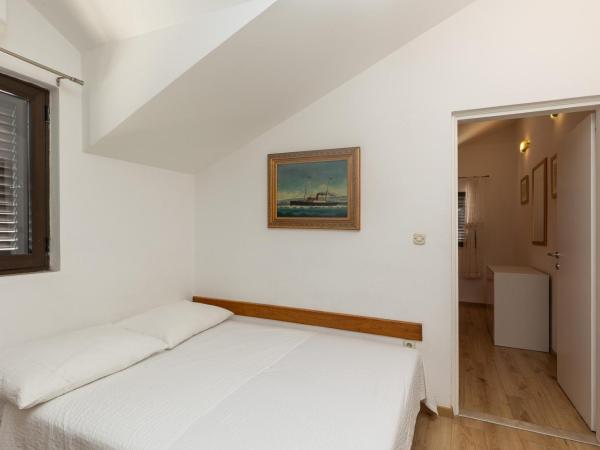 Guest House Kono : photo 3 de la chambre appartement 1 chambre avec terrasse - vue sur mer