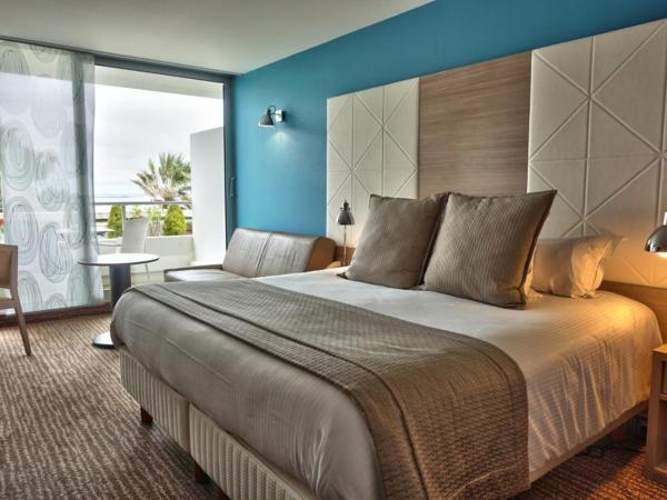 Hôtel Point France : photo 2 de la chambre chambre double supérieure avec balcon - vue sur mer