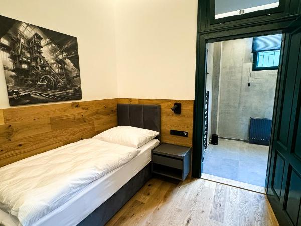 Jan Maria Hotel & Restaurant : photo 4 de la chambre single room in building b