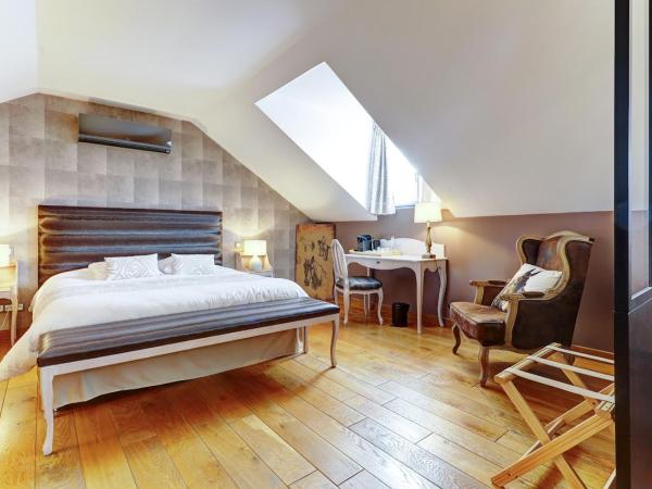 Champagne Domaine Sacret - AY : photo 3 de la chambre chambre lit king-size supérieure