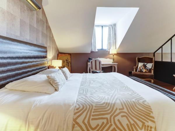 Champagne Domaine Sacret - AY : photo 5 de la chambre chambre lit king-size supérieure