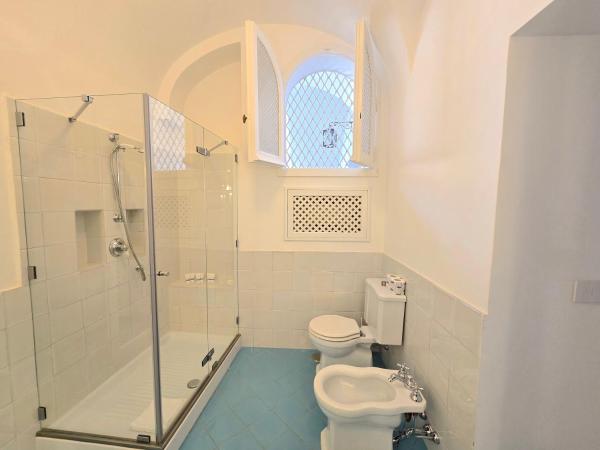 Sopramonte Exclusive Rooms : photo 10 de la chambre chambre quadruple standard