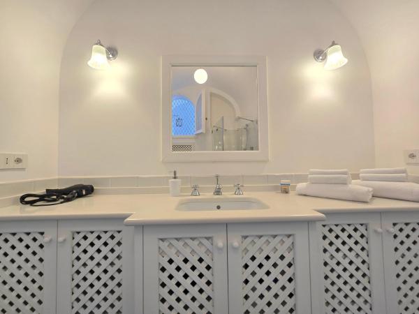 Sopramonte Exclusive Rooms : photo 6 de la chambre chambre quadruple standard
