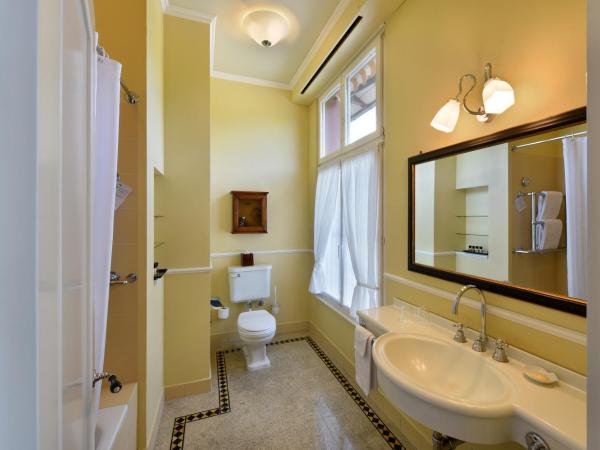 Unique Hotel Innere Enge : photo 7 de la chambre chambre double supérieure (2 personnes maximum)