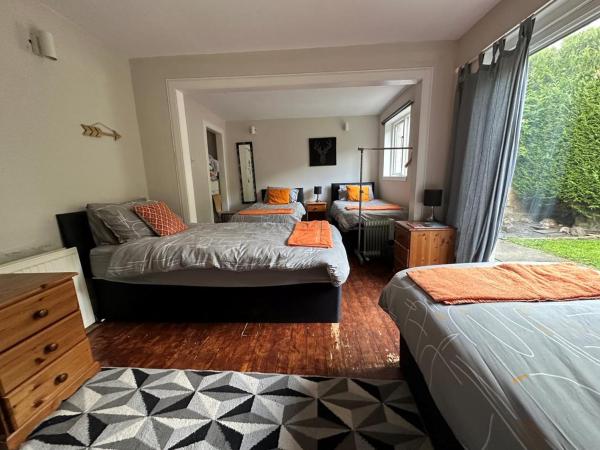 THE KINGSVIEW TOWNHOUSE - Boutique Hostel : photo 4 de la chambre chambre familiale