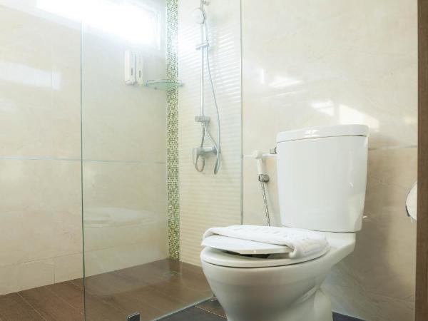 The One Bay Breeze : photo 7 de la chambre chambre triple supérieure