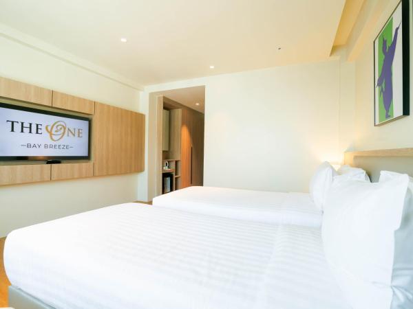 The One Bay Breeze : photo 9 de la chambre chambre double ou lits jumeaux supérieure