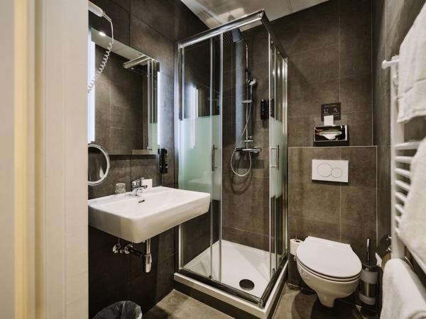 The Weekend Hotel : photo 3 de la chambre chambre simple standard