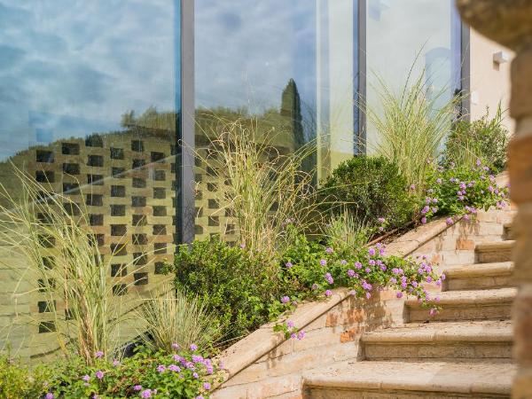 Le Cappuccinelle Suites&SPA : photo 1 de la chambre suite junior - vue sur piscine