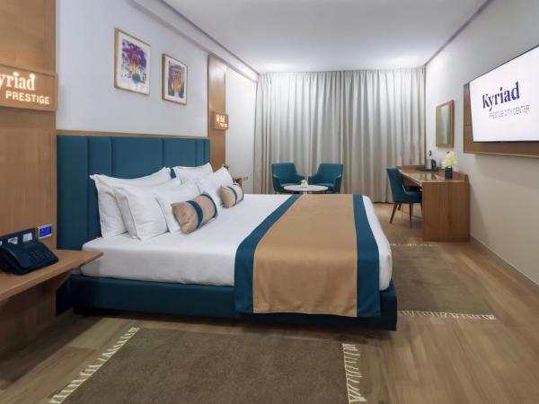 Kyriad Prestige City Center Tunis : photo 4 de la chambre chambre lit king-size supérieure