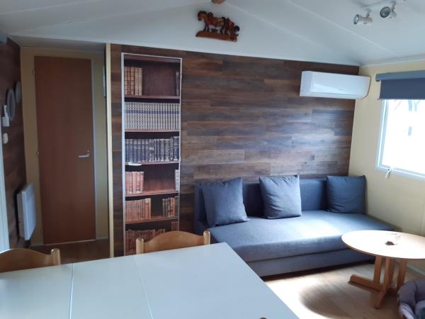 Mobil Home 6 places Camping le Pujol : photo 1 de la chambre mobile home