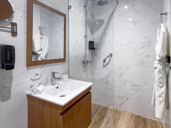 Kyriad Prestige City Center Tunis : photo 3 de la chambre chambre standard 1 lit simple