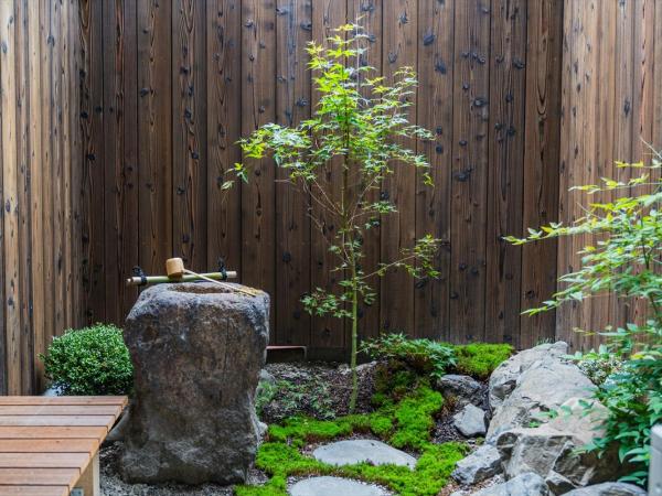 Guest House Hitsujian : photo 2 de la chambre chambre lits jumeaux - vue sur jardin
