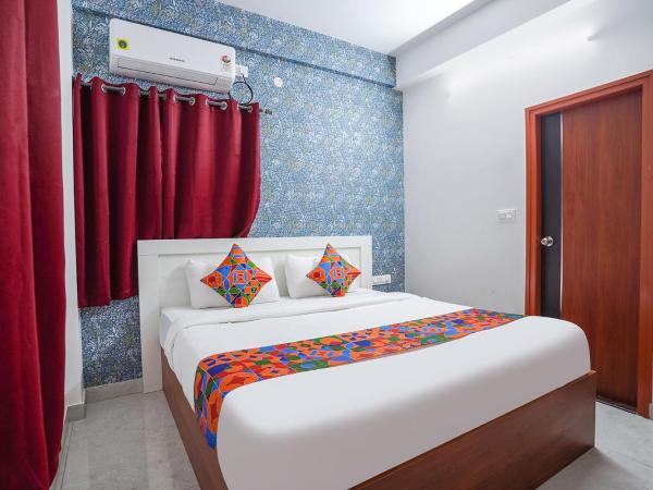 FabHotel Royal Platinum Suites : photo 1 de la chambre chambre deluxe