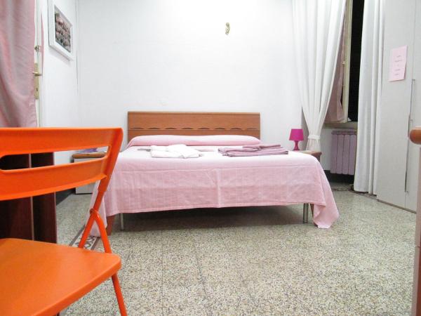 Guest House Erika : photo 9 de la chambre chambre double deluxe (2 adultes + 1 enfant)
