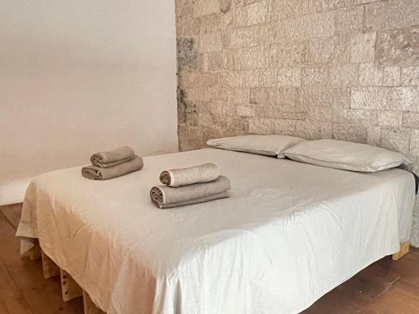 Palazzo Verrone : photo 3 de la chambre chambre quadruple avec salle de bains privative séparée