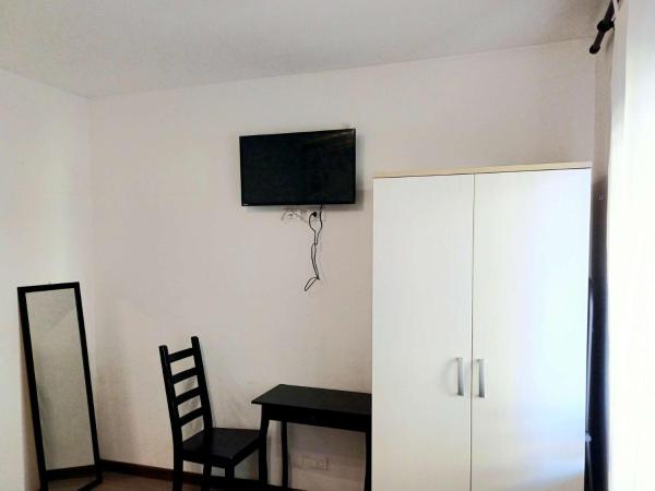 Nottetempo Verona : photo 1 de la chambre chambre double deluxe avec salle de bains commune