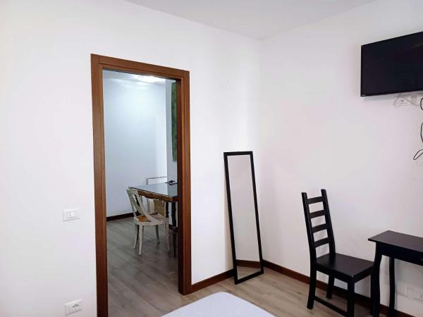 Nottetempo Verona : photo 3 de la chambre chambre double deluxe avec salle de bains commune